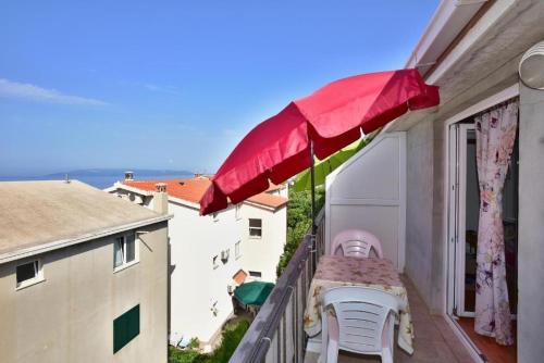 Studio with Balcony and Sea View image 1