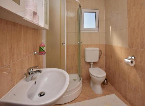 Studio with Balcony and Sea View image 4