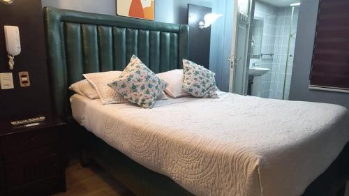 Double Room with Private Bathroom image 4