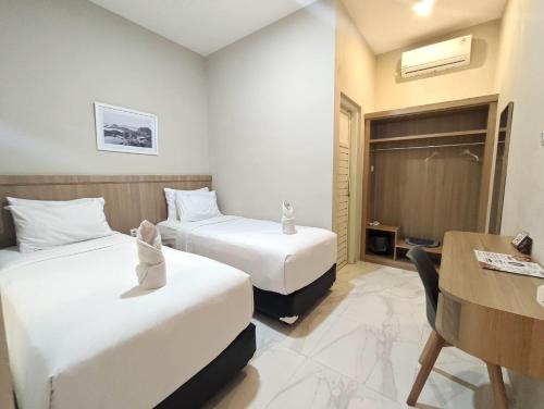 El Nipa Hotel Labuan Bajo Room Type - Superior Twin Room