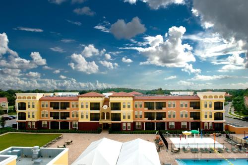 Emerald Greens Condo Resort in Tampa, USA