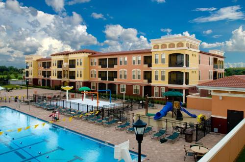 Emerald Greens Condo Resort in Tampa, USA