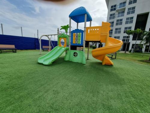 Oceanfront, Caracol Beach in El Pajonal