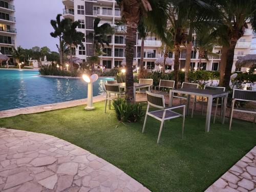 Oceanfront, Caracol Beach in El Pajonal