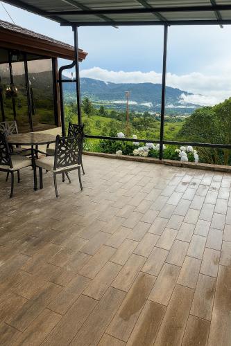 La Cabaña (La Cabana) in Vara Blanca