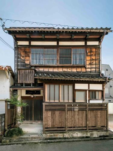 Three-Bedroom Holiday Home  image 9