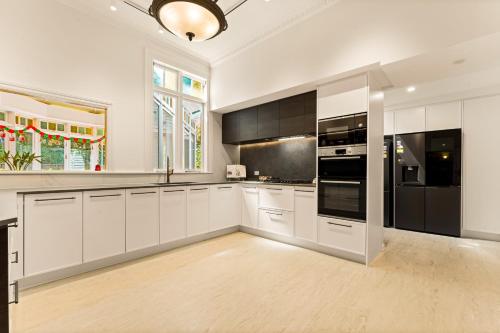 Aachen House - image 4