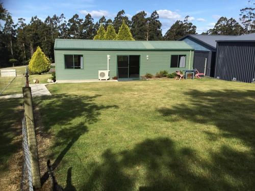 . Cabin in the Tasmanian Bush - Tranquility!