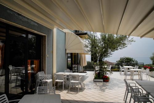 Hotel Du Lac 2