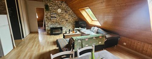 Gite 3 chambres chambres, calme et bien placé (Gite 3 chambres chambres, calme et bien place) in Landerneau