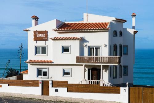 ทางเข้า, Laneez Ericeira Surf House in เซาท์บีช