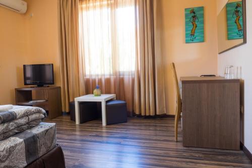 City Blagoevgrad Hotel - image 4