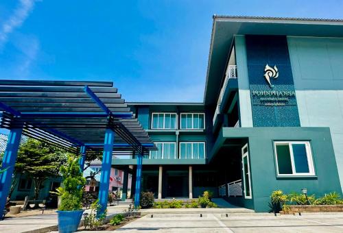 . Pohnphansa Boutique Hotel