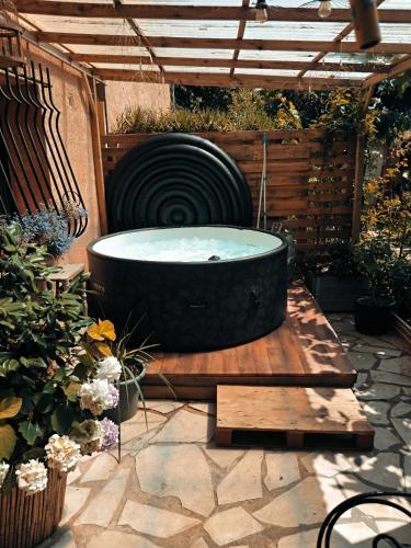 Jolie maison avec spa exterieur in Millenaire - Grammont