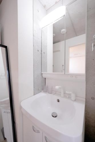 グランドス302 宮駅徒歩2分大国町駅5分 難波道頓堀も徒歩圏内 ホテルリネン使用