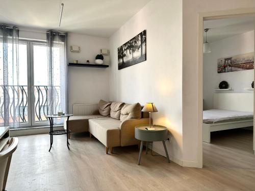 Dubois 7 Apartment - Self Check-In 20h - LIFT, Breslau (Foto 4)