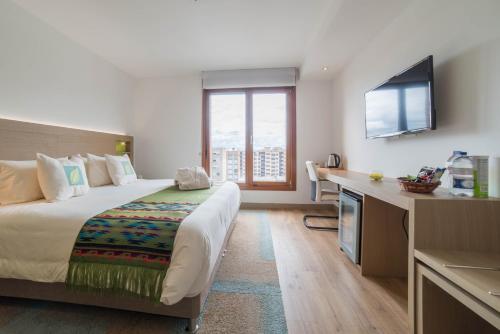 Biohotel Organic Suites Biohotel Organic Suites is a popular choice amongst travelers in Bogota, whether exploring or just passing through. The property features a wide range of facilities to make your stay a pleasant experi