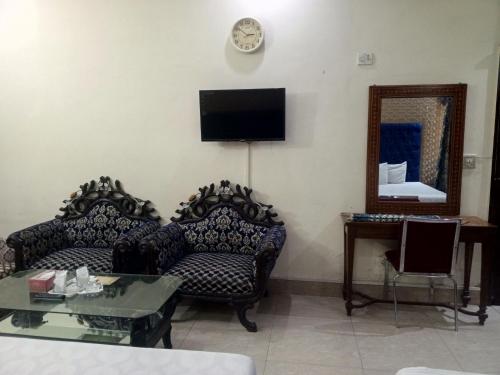 AK Hotel Of Guest House - image 10