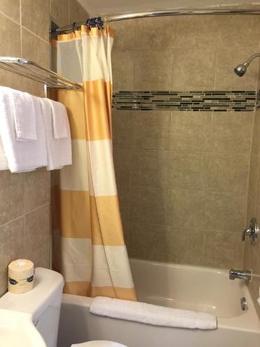 Mayflower Motel