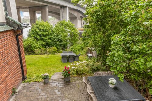 Lagenhet med fantastisk utsikt in Lilla Essingen