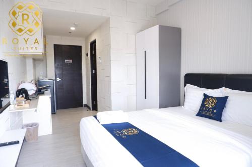 Royal Suites Studio 30ZY - Citra Plaza Nagoya Apartment, Jodoh