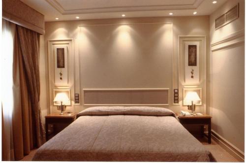 Hotel Olid - image 9