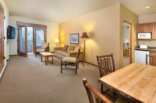 Wyndham Taos 1BR Apartment with Resort Access - image 9