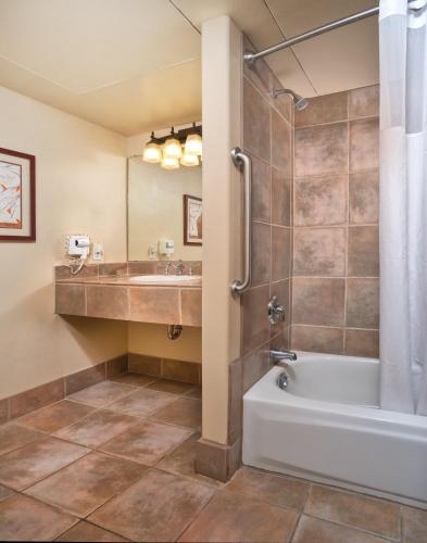 Wyndham Taos 1BR Apartment with Resort Access - image 11