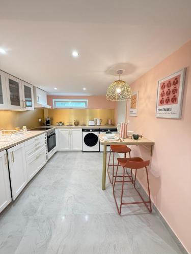 Romantic Private Spa Suite - Casacocoonspa - Love room in Трембле-ен-Франс