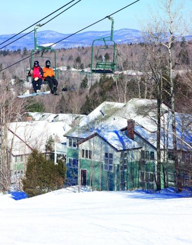 Wyndham Smugglers' Notch 4BR Apartment with Resort Access - image 14