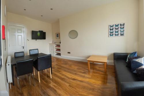 3 Bedroom Apartment with castle views, Edinburgh (fotografie 2)