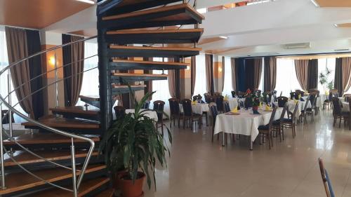 Motel Blue River Calimanesti - image 6
