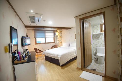 1 double bed
