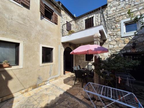 Stone house Pietro - Location saisonnière - Pakoštane