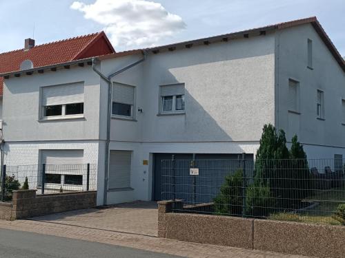 exklusives lichtdurchflutetes Apartment incl Gästegarten umzäunt in Salzhemmendorf, Deutschland
