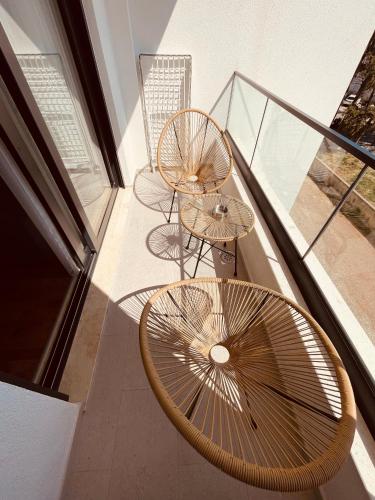 One-Bedroom Apartment image 5