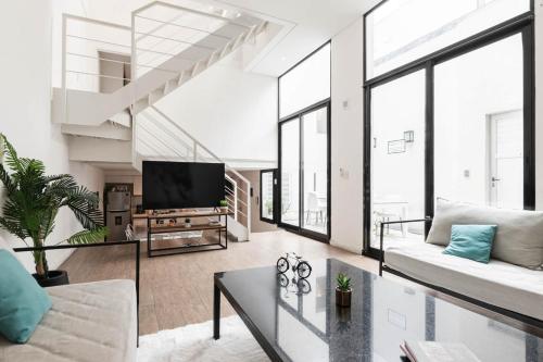 MOT Salvatore 5800 'A' - 4 Bd BBQ & Pool Palermo