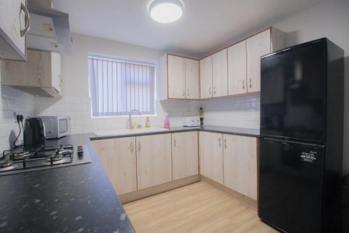 ห้องครัว, Room in Wolverhampton in วูล์ฟแฮมตัน