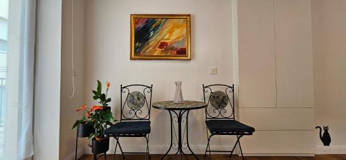 Two-Bedroom Apartment image 4