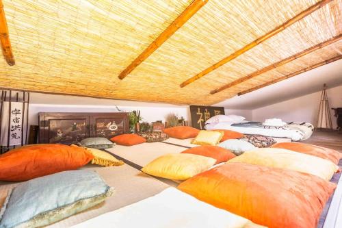 Golden pagoda -new luxurious residence, Řím (fotografie 3)