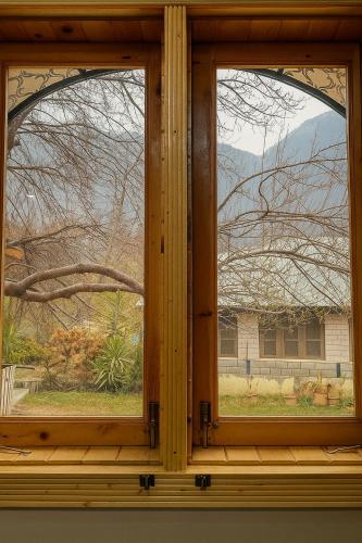 Superior Double or Twin Room with Mountain View image 1