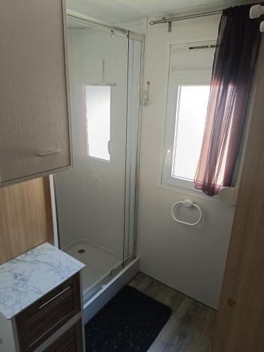 Mobile home in Pont-de-Labeaume