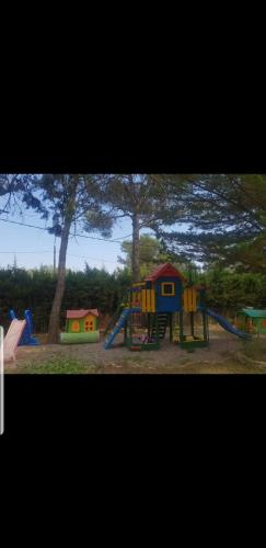 Casa chalet rustica con piscina y campo de futbol in El Pont d'Armentera