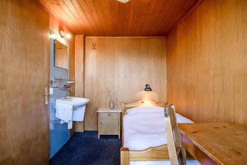 Hotel Alpfrieden - image 10