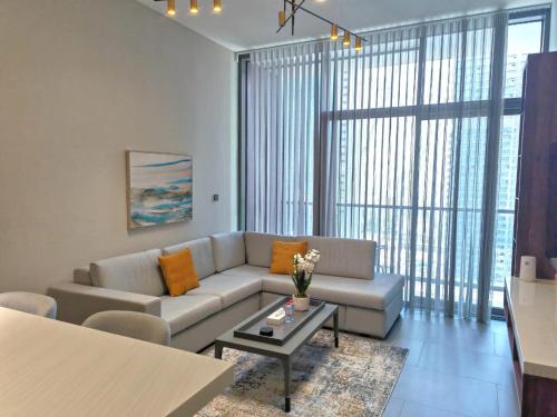 Brand New Luxury One Bedroom, Дубай (фото 3)