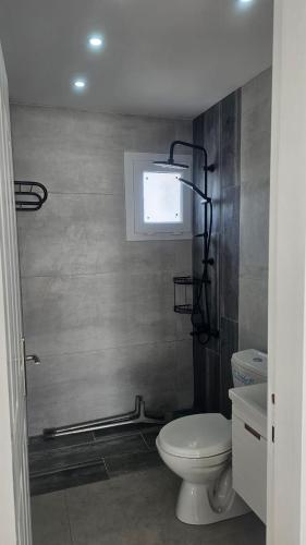 Glapsides Sea Villa - image 11