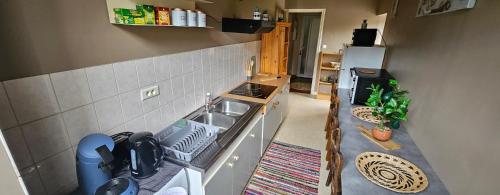 appartement entier, 2 chambres, 7 couchages, tout équipé (appartement entier, 2 chambres, 7 couchages, tout equipe) in Landerneau
