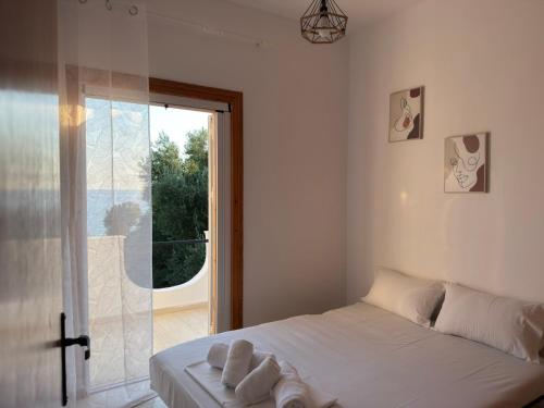 Olive House Seaside in Riza