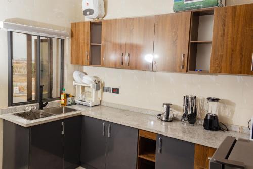 Konyha, The Bedrock Apartment near Nnamdi Azikiwe nemzetközi repülőtér