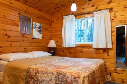 Lake Muskoka Deluxe 3-bdrm Cottage - Pier 100 #80 in Windermere (ON)